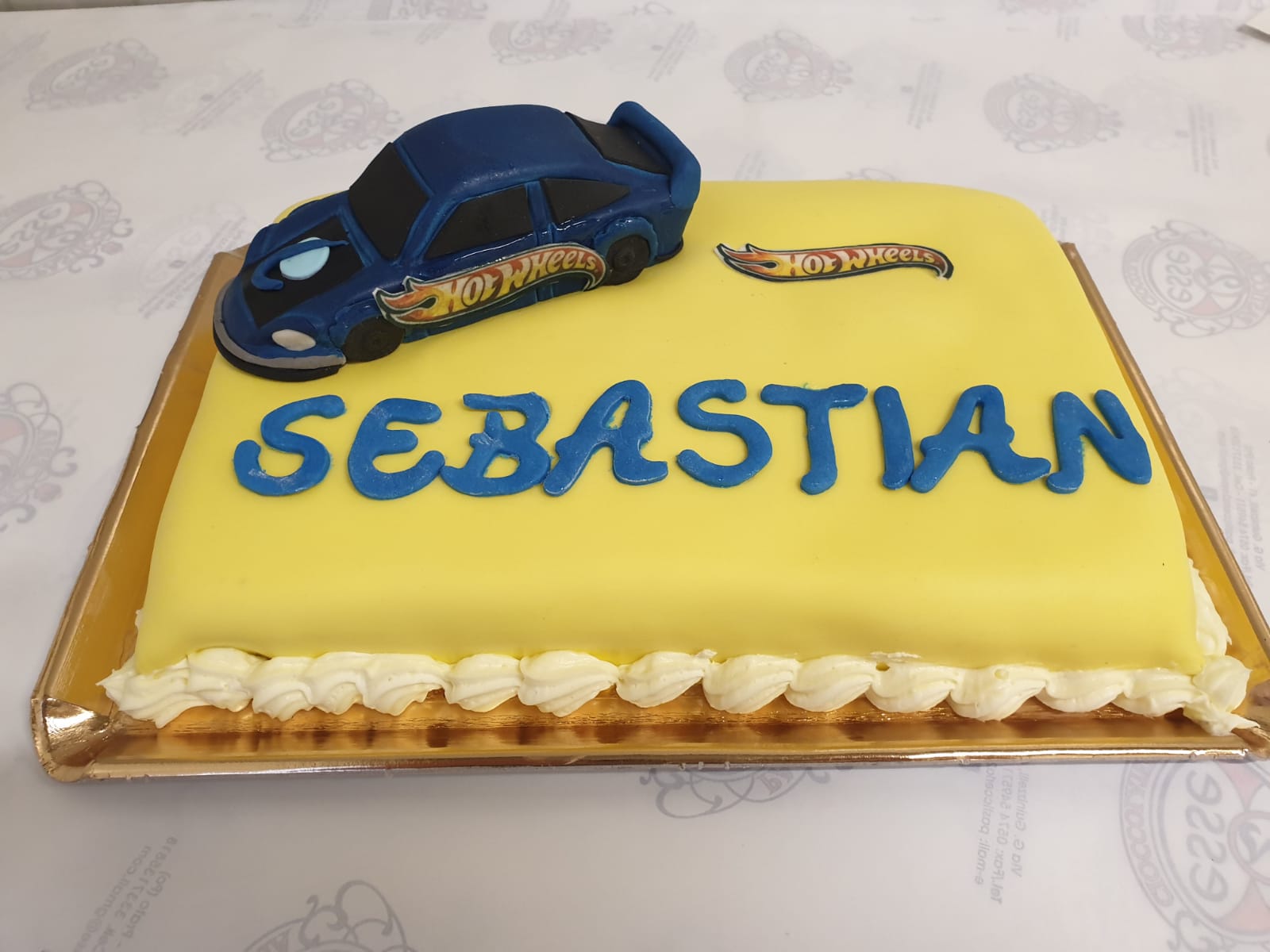 torta compleanno pasticceria 2 esse